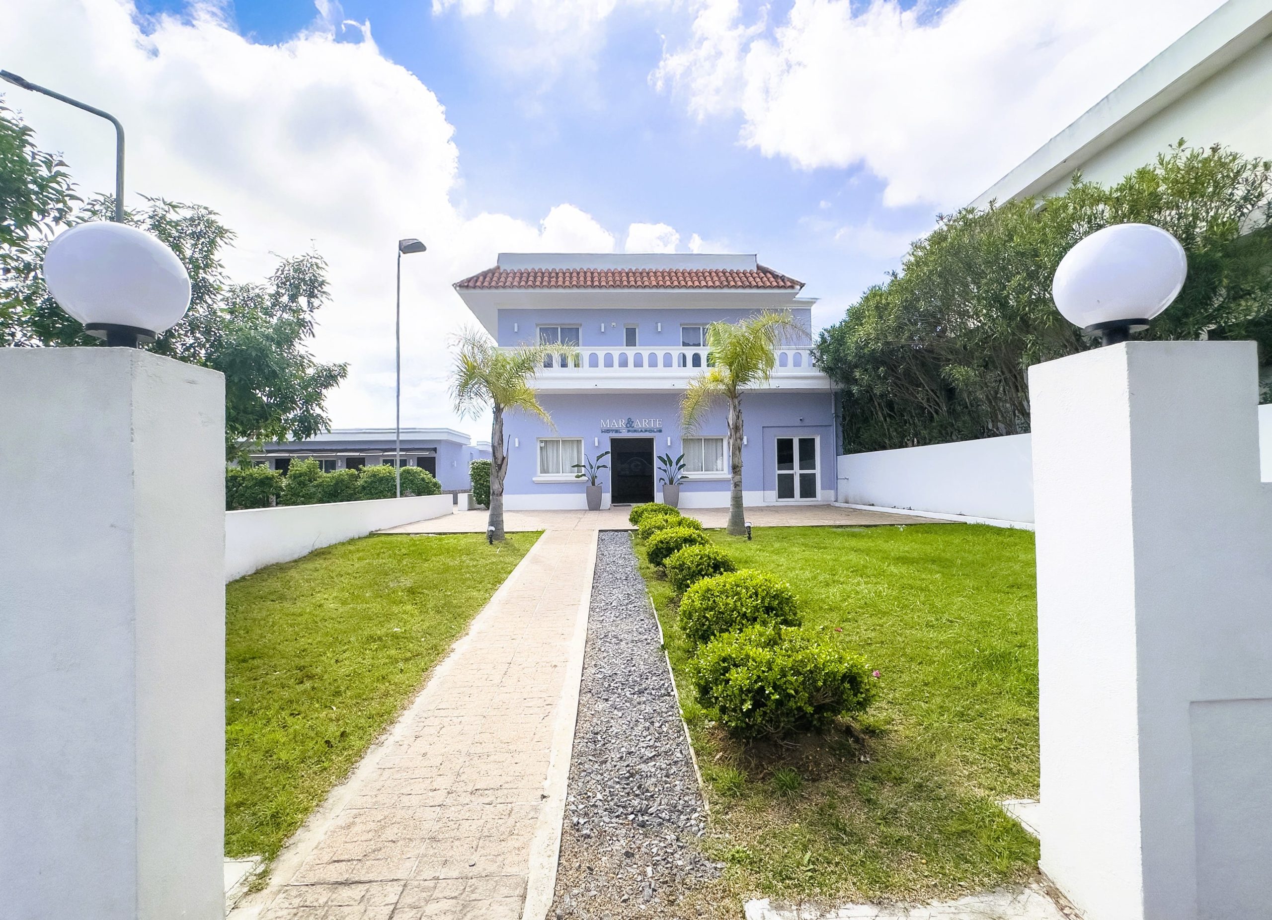 Frente del Hotel Mar y Arte